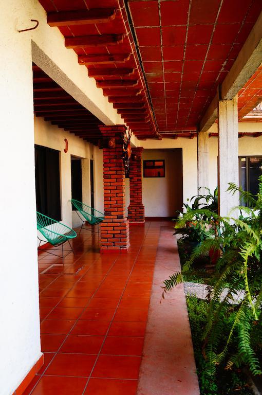 Hospedaje La Hoja Tepoztlan Exterior photo