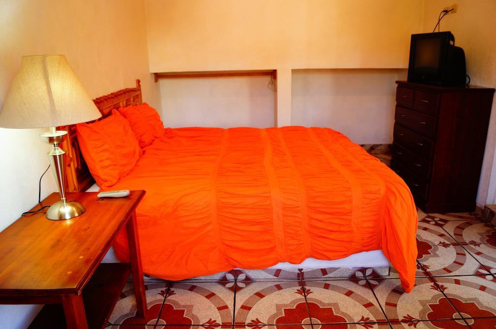 Hospedaje La Hoja Tepoztlan Room photo